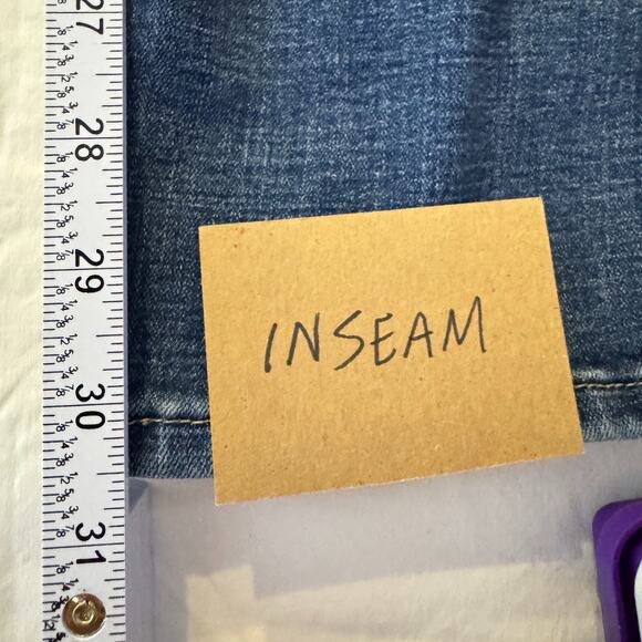 Upcycled Hand-Embroidered Levis Women's Size 28 Hi-Rise Bootcut Crop Circle - Picture 10 of 11